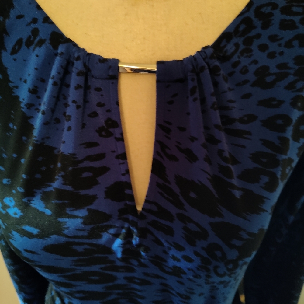 Cache Bodycon Longsleeve Dress - Picture 3 of 4
